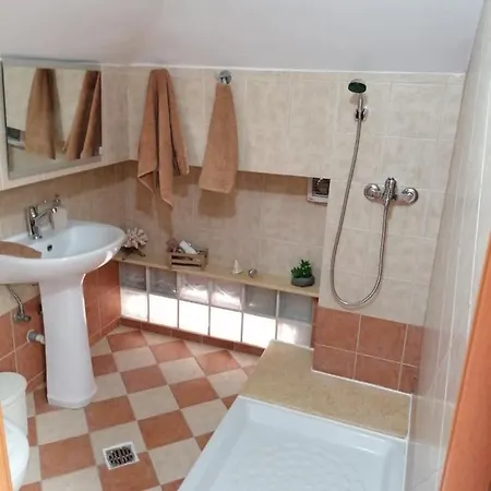 Theos Appartement