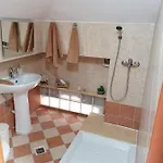 Theos Apartamento