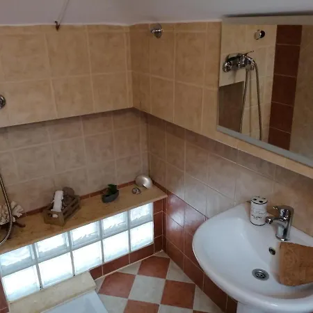 Theos Apartment