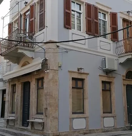 Theos Apartment